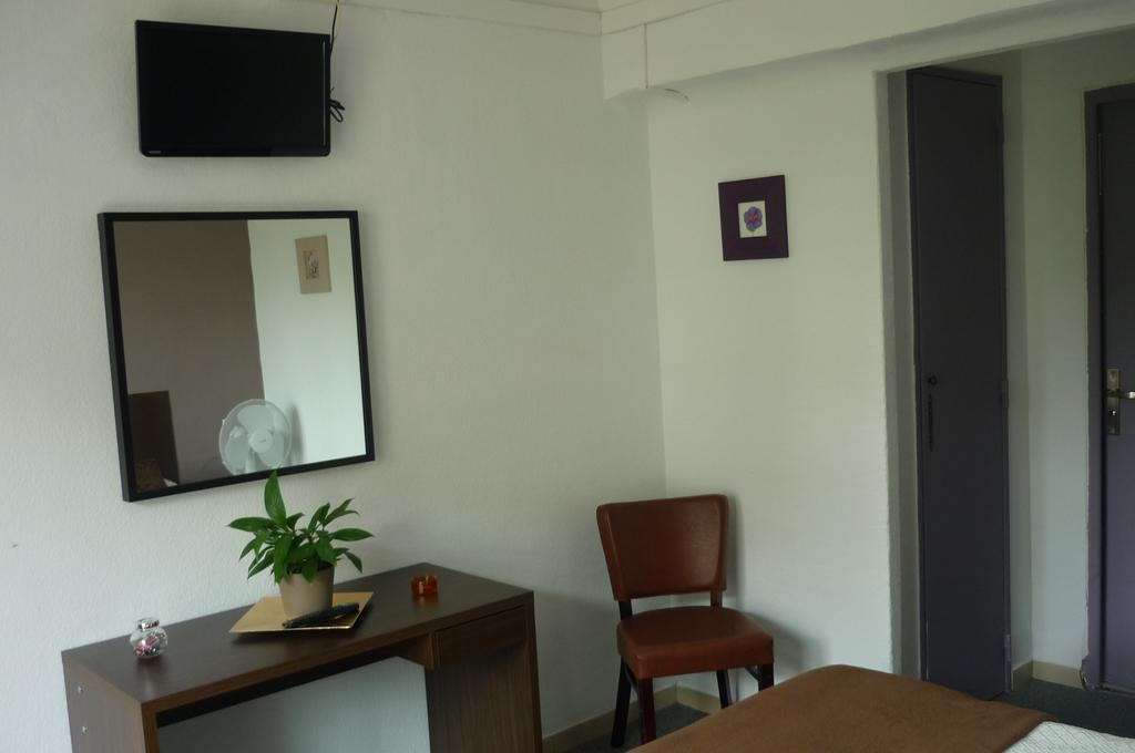 ホテルL'Hospitalet Saint Charles モンペリエ 部屋 写真
