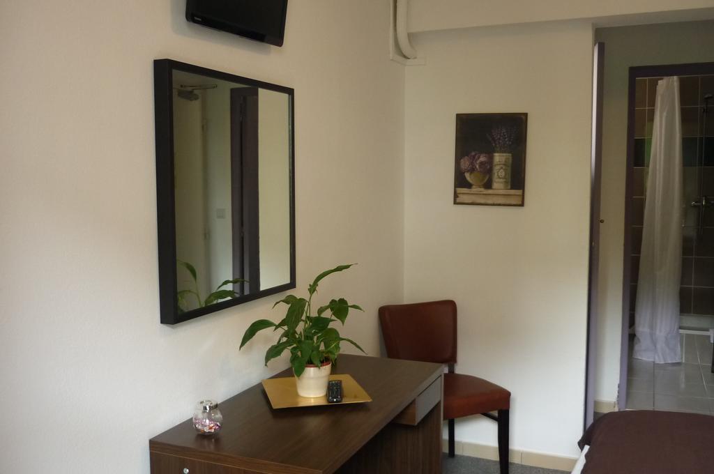 ホテルL'Hospitalet Saint Charles モンペリエ 部屋 写真