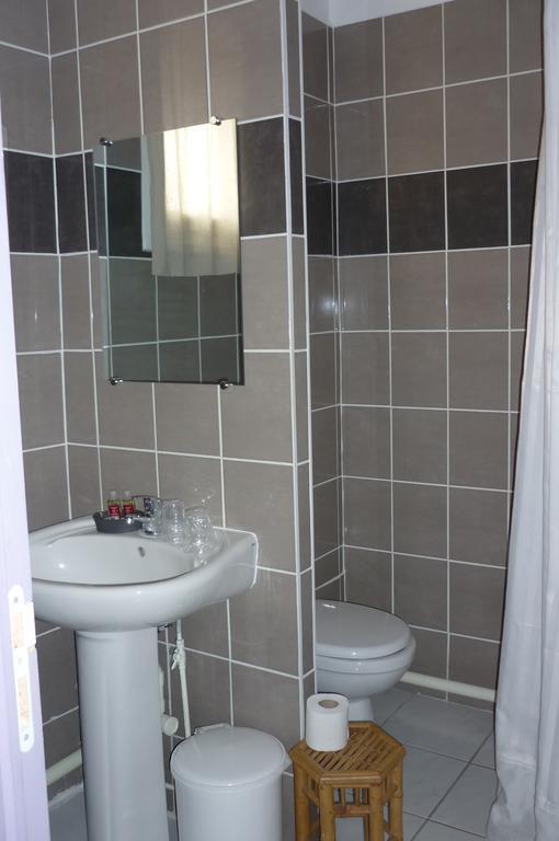 ホテルL'Hospitalet Saint Charles モンペリエ 部屋 写真