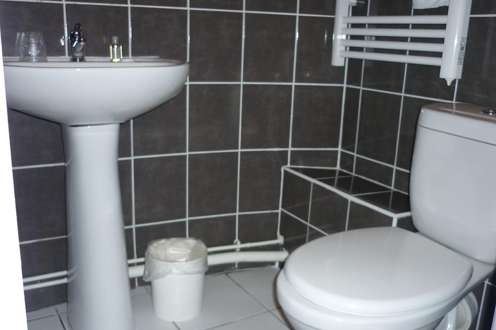 ホテルL'Hospitalet Saint Charles モンペリエ 部屋 写真