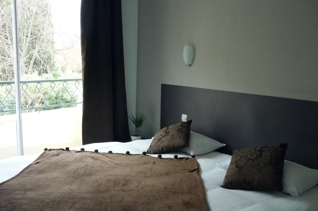 ホテルL'Hospitalet Saint Charles モンペリエ 部屋 写真