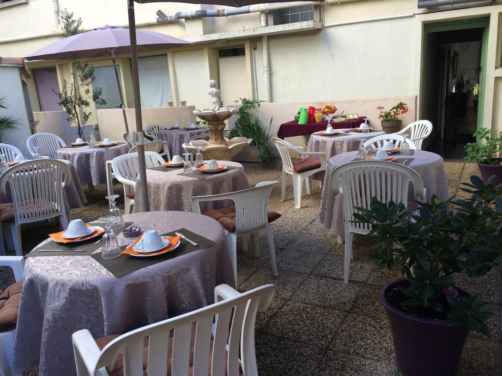 ホテルL'Hospitalet Saint Charles モンペリエ エクステリア 写真